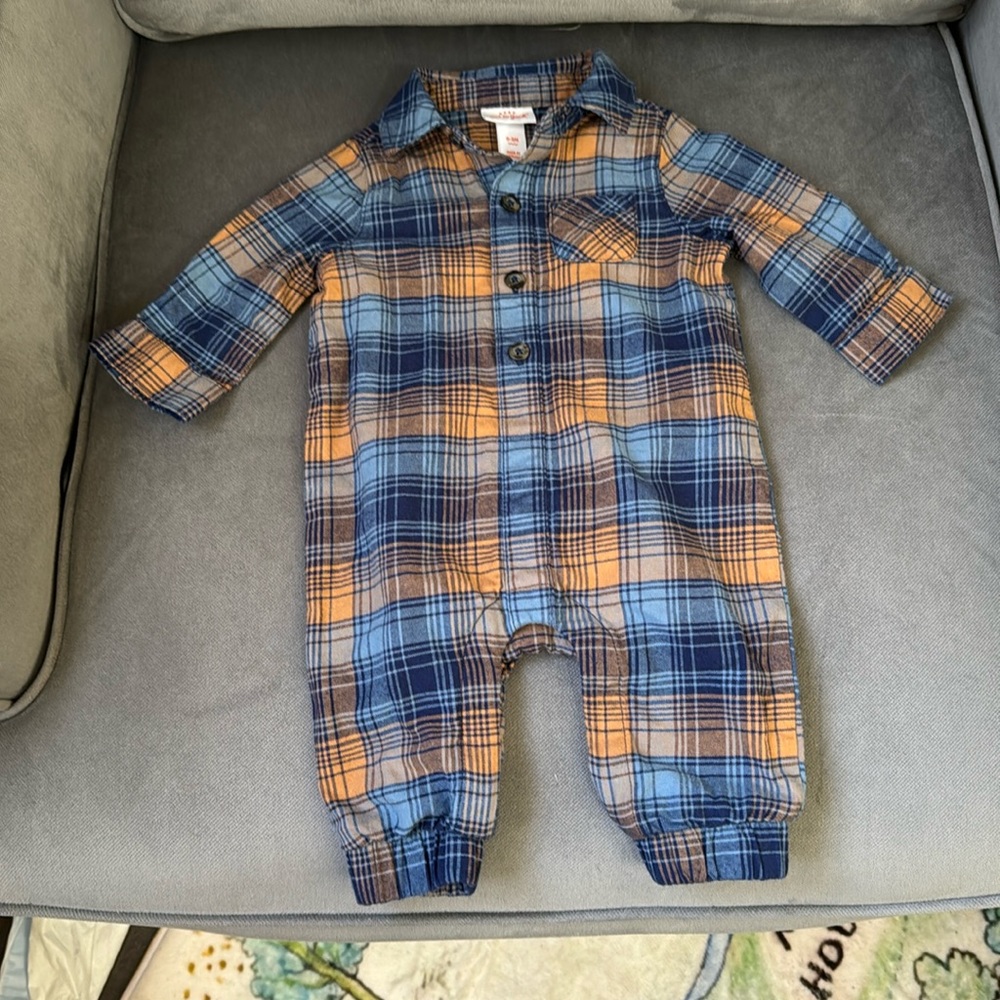 Cat & Jack plaid romper 0-3M washed never worn